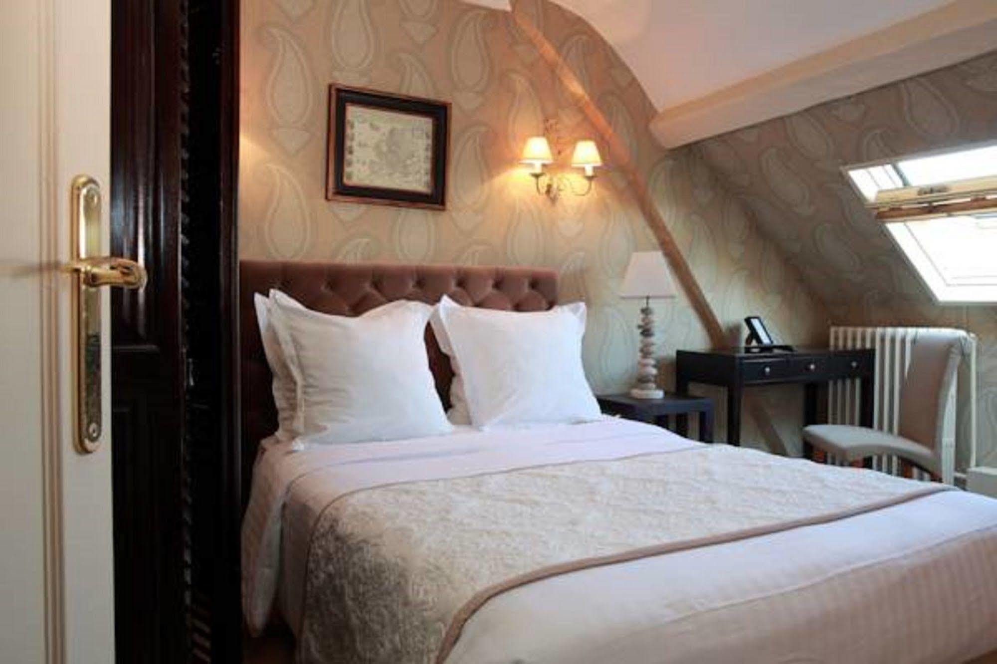 Auberge A La Bonne Idee Hotel Saint-Jean-aux-Bois  Kültér fotó